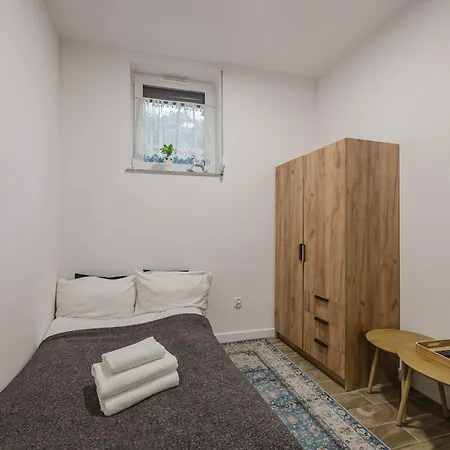 Winogrady Nature Escape By Bookinghost