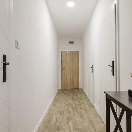 Winogrady Nature Escape By Bookinghost